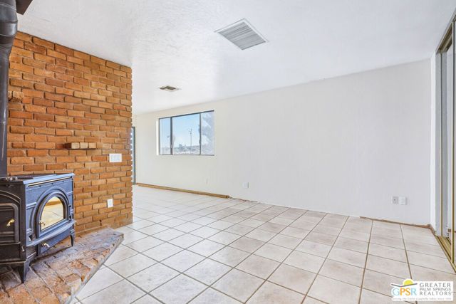 5065 Elata Avenue, Yucca Valley, CA 92284