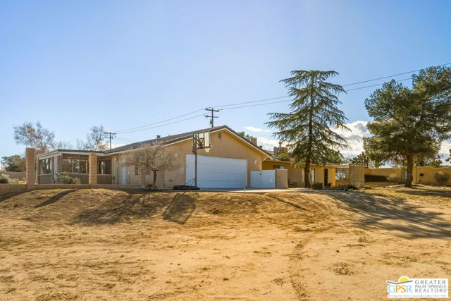 5065 Elata Avenue, Yucca Valley, CA 92284