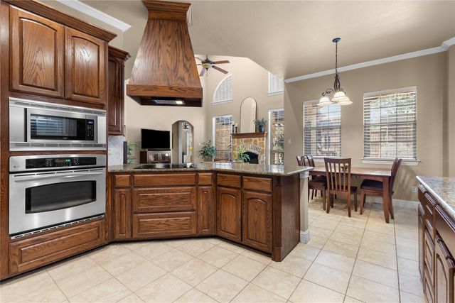 301 Matthew Avenue, Denton, TX 76210