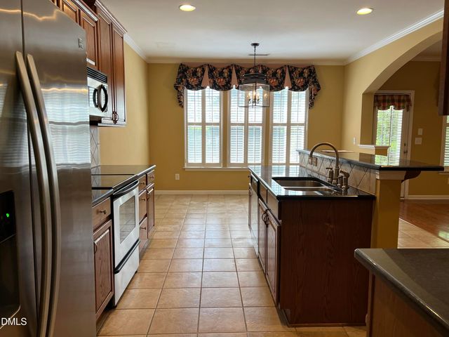 204 Royal Tower Way, Cary, NC 27513