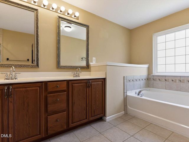 204 Royal Tower Way, Cary, NC 27513