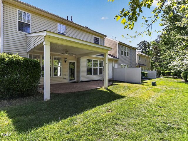 204 Royal Tower Way, Cary, NC 27513