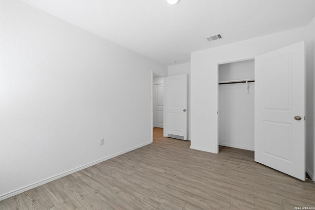 306 AMBUSH RDG, San Antonio, TX 78220