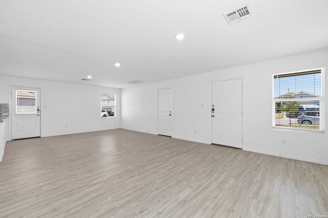 306 AMBUSH RDG, San Antonio, TX 78220