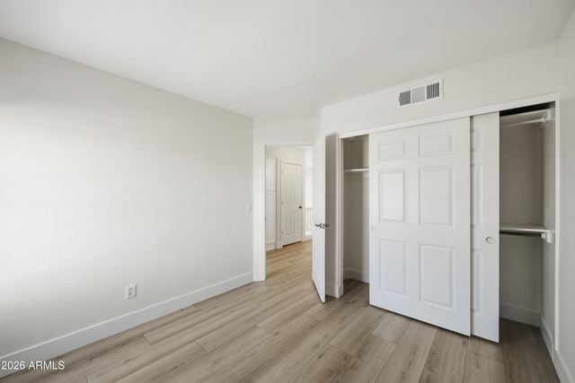 2560 N LINDSAY Road 29, Mesa, AZ 85213