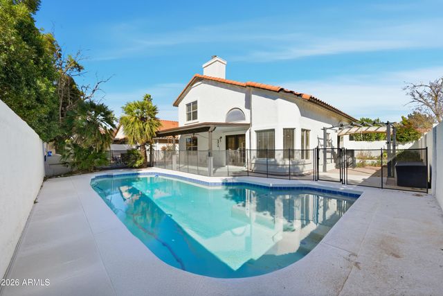 2560 N LINDSAY Road 29, Mesa, AZ 85213