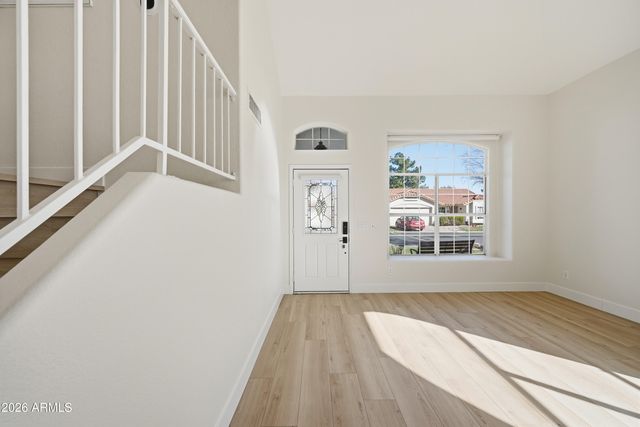 2560 N LINDSAY Road 29, Mesa, AZ 85213