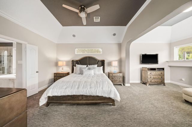 5510 Deerbourne Chase Drive, Sugar Land, TX 77479