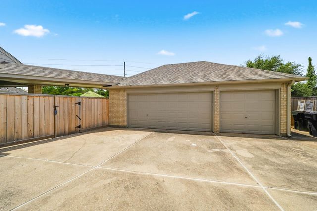 5510 Deerbourne Chase Drive, Sugar Land, TX 77479