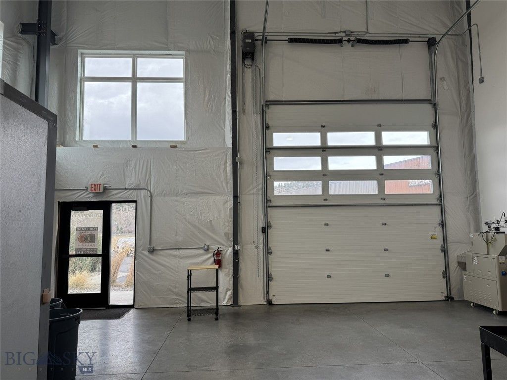 770 Osterman Drive E, Bozeman, MT 59715 photo 2