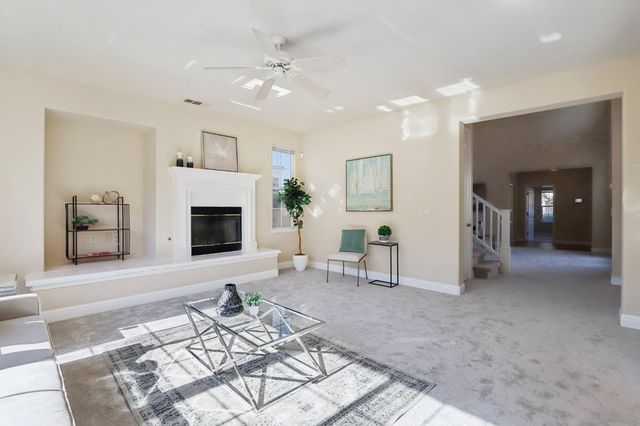 1412 Cliff Swallow Dr, Patterson, CA 95363