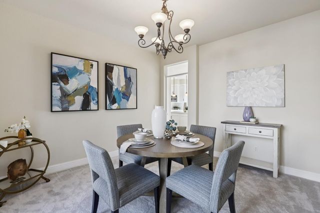 1412 Cliff Swallow Dr, Patterson, CA 95363