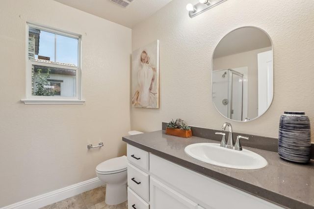 1412 Cliff Swallow Dr, Patterson, CA 95363