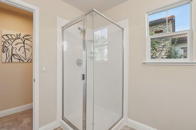 1412 Cliff Swallow Dr, Patterson, CA 95363