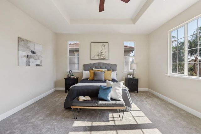 1412 Cliff Swallow Dr, Patterson, CA 95363