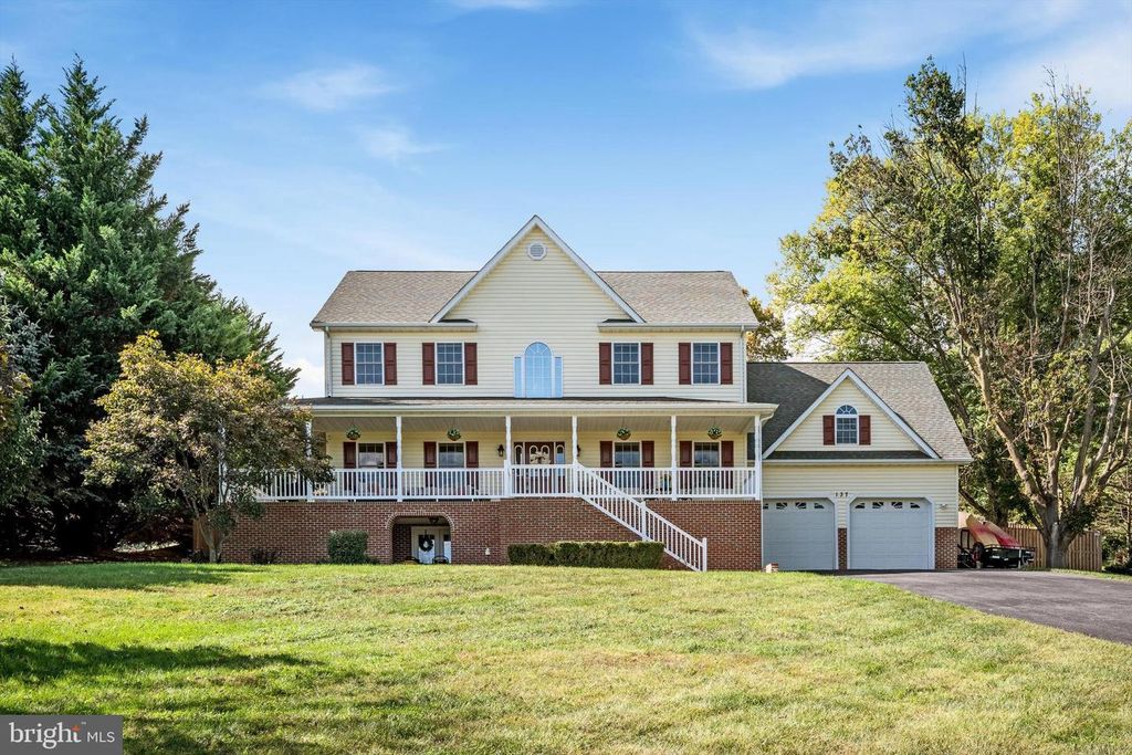 137 STONEBROOK RD, Winchester, VA 22602
