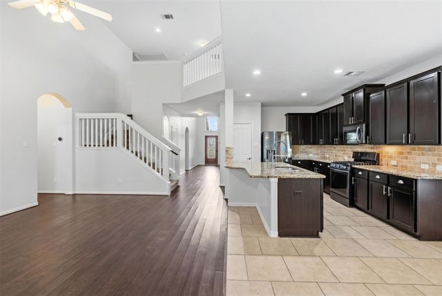 219 Myrtle Drive, Baytown, TX 77520