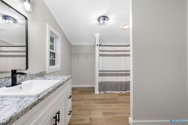 200 Parkwood Lane, Arab, AL 35016