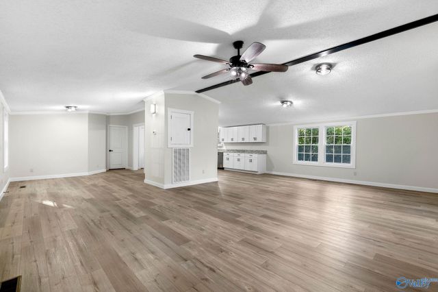 200 Parkwood Lane, Arab, AL 35016