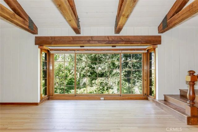 3853 Eureka Drive, Studio City, CA 91604