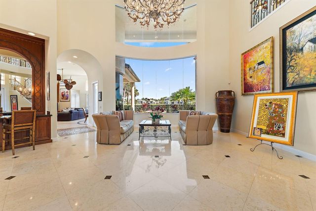 422 Savoie Drive, Palm Beach Gardens, FL 33410