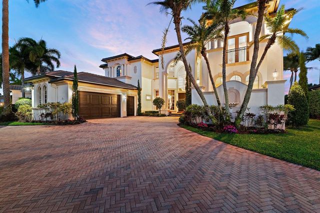 422 Savoie Drive, Palm Beach Gardens, FL 33410