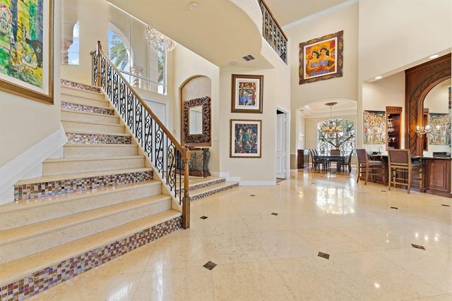 422 Savoie Drive, Palm Beach Gardens, FL 33410