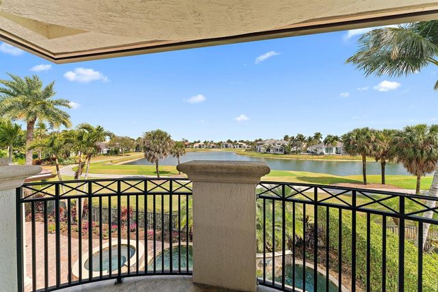 422 Savoie Drive, Palm Beach Gardens, FL 33410