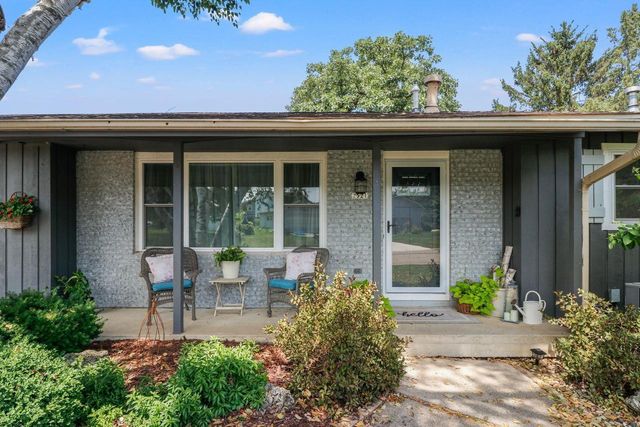 2521 Martin Street, Cross Plains, WI 53528