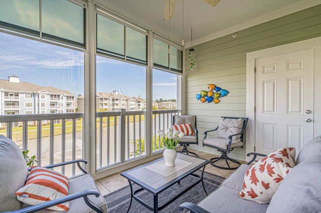 4869 Luster Leaf Cir Apt 302, Myrtle Beach, SC 29577