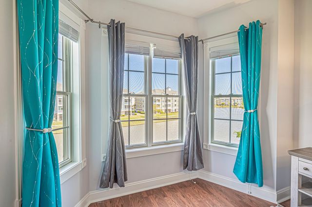 4869 Luster Leaf Cir Apt 302, Myrtle Beach, SC 29577