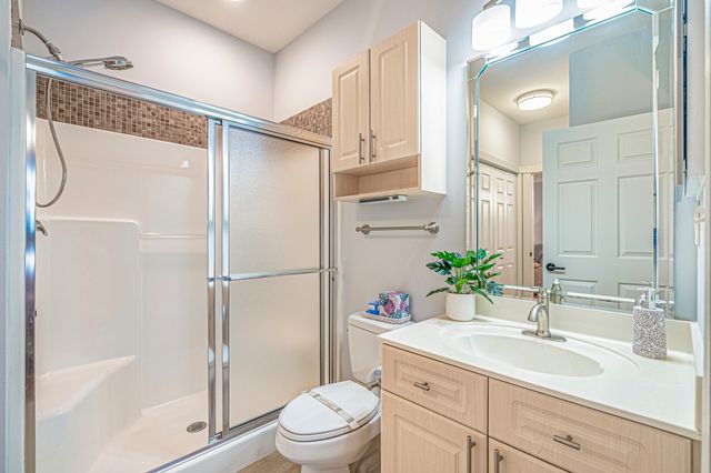4869 Luster Leaf Cir Apt 302, Myrtle Beach, SC 29577