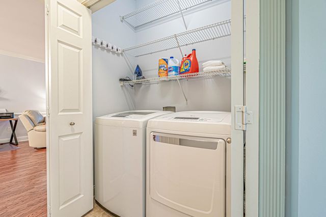 4869 Luster Leaf Cir Apt 302, Myrtle Beach, SC 29577