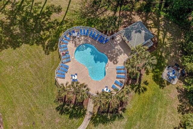 4869 Luster Leaf Cir Apt 302, Myrtle Beach, SC 29577