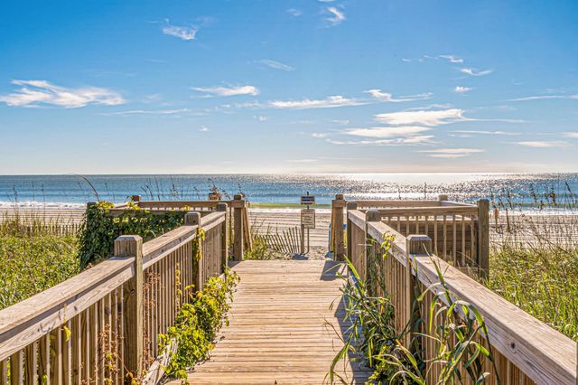 4869 Luster Leaf Cir Apt 302, Myrtle Beach, SC 29577