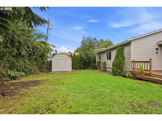 5655 PALISADES Dr, Lincoln City, OR 97367