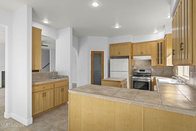 1023 Ridgeview Court, Carson City, NV 89705