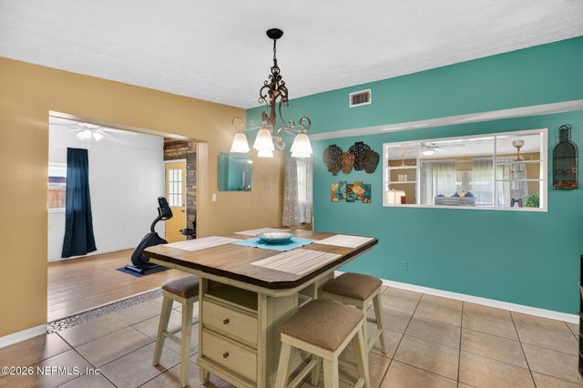8551 MATHONIA Avenue, Jacksonville, FL 32211