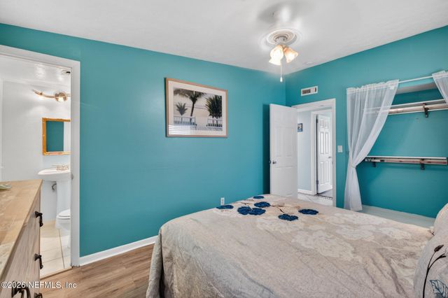 8551 MATHONIA Avenue, Jacksonville, FL 32211