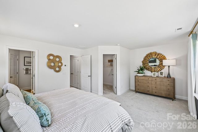7551 Ethora Way, Charlotte, NC 28216
