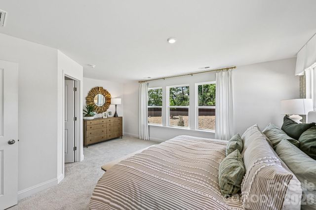 7551 Ethora Way, Charlotte, NC 28216