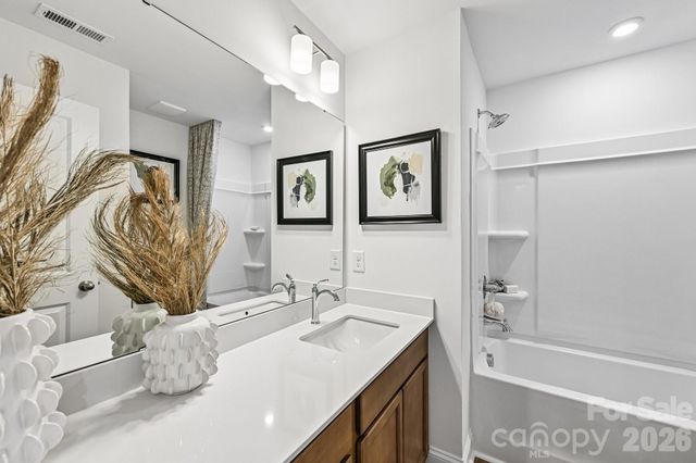 7551 Ethora Way, Charlotte, NC 28216