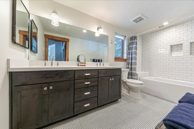 14096 Ramshorn Street, Truckee, CA 96161