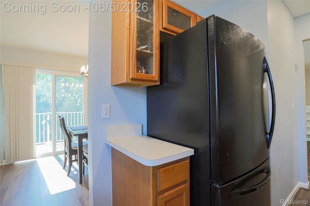 1859 Flagstone Circle, Rochester, MI 48307