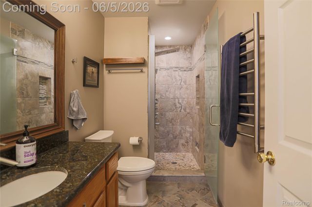 1859 Flagstone Circle, Rochester, MI 48307