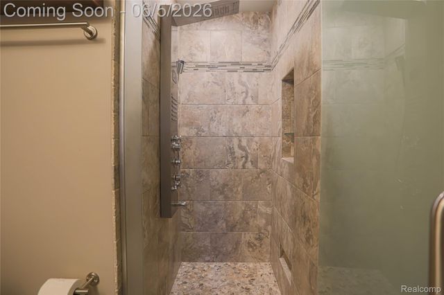 1859 Flagstone Circle, Rochester, MI 48307