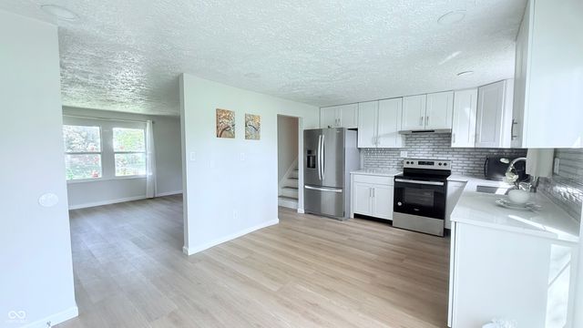 10321 Starview Drive, Indianapolis, IN 46229