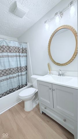 10321 Starview Drive, Indianapolis, IN 46229