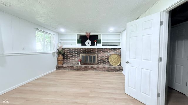 10321 Starview Drive, Indianapolis, IN 46229