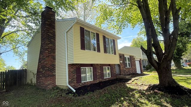 10321 Starview Drive, Indianapolis, IN 46229